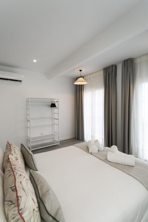 Lujoso Apartamento Con Piscina Compartida 1 Seville Ngoại thất bức ảnh