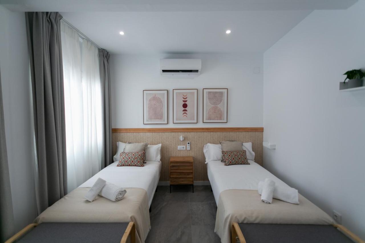 Lujoso Apartamento Con Piscina Compartida 1 Seville Ngoại thất bức ảnh